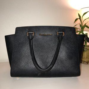 Black Purse Michael Kors